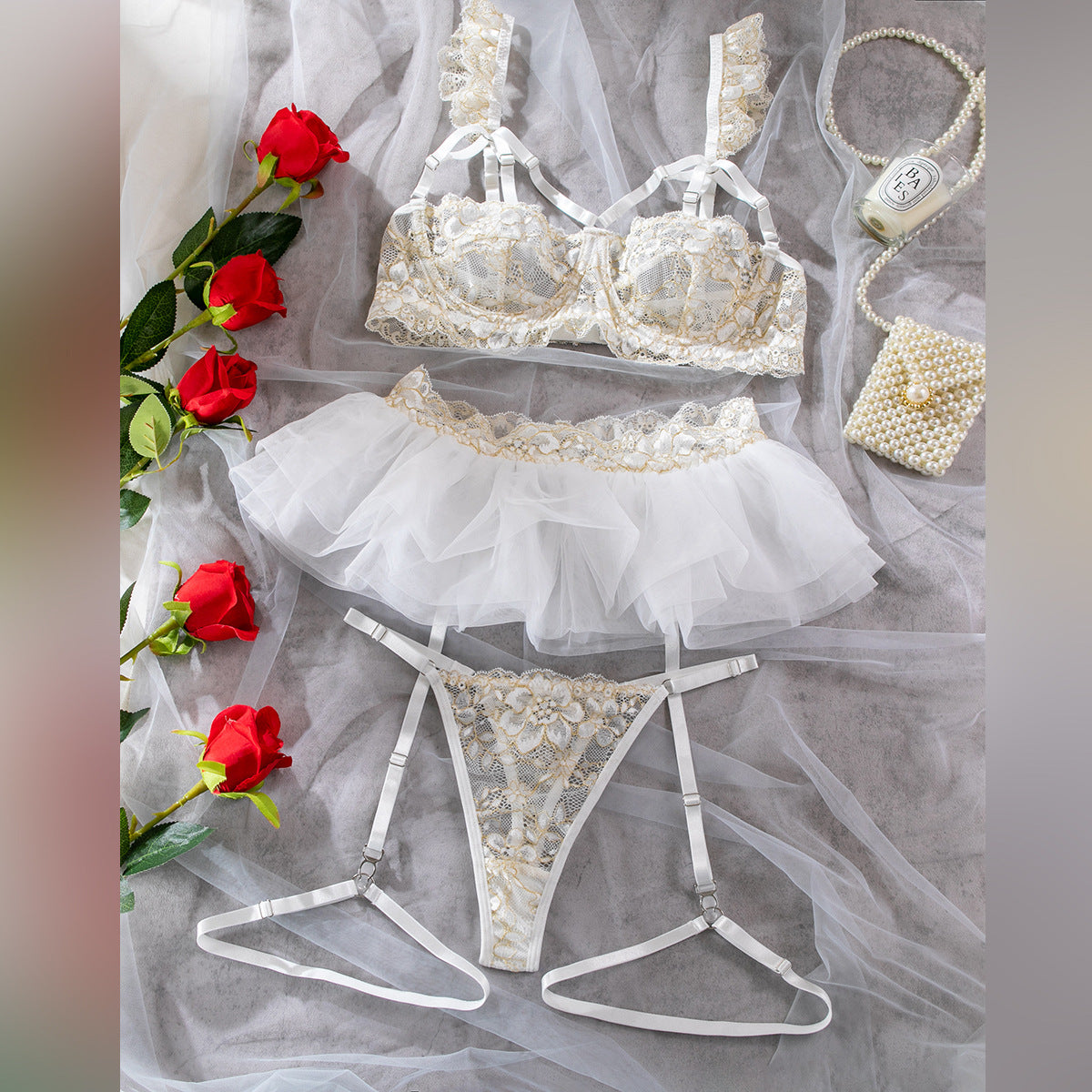 Wholesale White Floral Lace Underwire Lingerie Set Over View